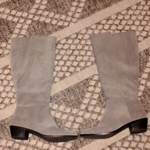 Vionic Women's Size 9 US Tinsley Grey Suede Knee High Block Heel Pull On Boots